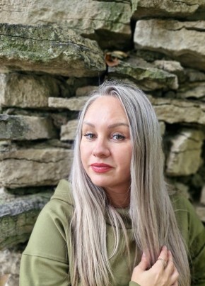 Анна из Санкт-Петербурга 42 года
