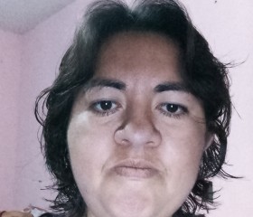 Gabriela bedolla, 32, Uruapan