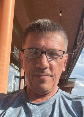 Viktor из Смоленска 48 лет
