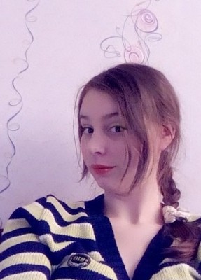 Оля, 31, Россия, Ртищево