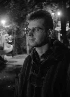 Михаил из Москвы 25 лет