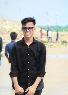 Md Tarak Hossain, 19, Oman, As Sib al Jadidah