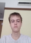 Dmitriy, 21  , Surgut