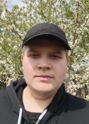Лев Зыков из Улан-Удэ 19 лет