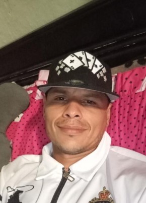 Tino из Santiago de Cali 28 лет