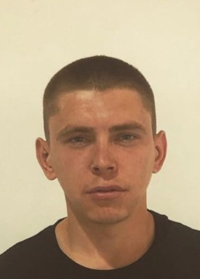 Максим Першин из Comrat 24 года