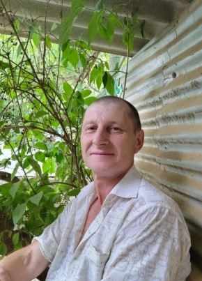 Игорь, 56, Россия, Холмская