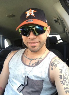 Diego, 31, Commonwealth of Puerto Rico, Arecibo
