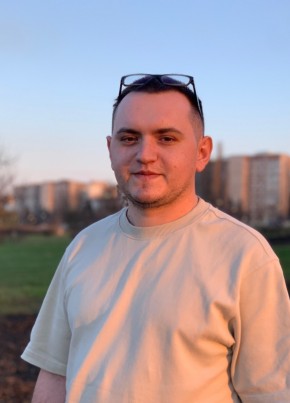 Михаил из Курчатова 27 лет