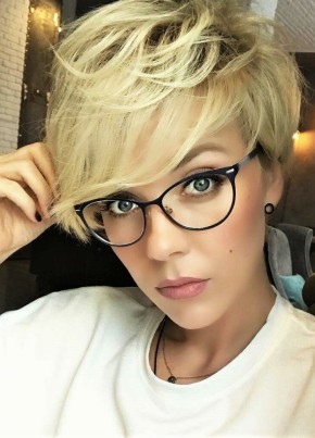 Andrea, 40, Russia, Moscow
