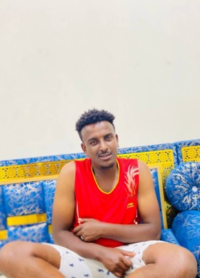 Ma, 23, Ethiopia, Addis Ababa