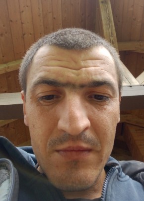 Юрий из Калининграда 33 года