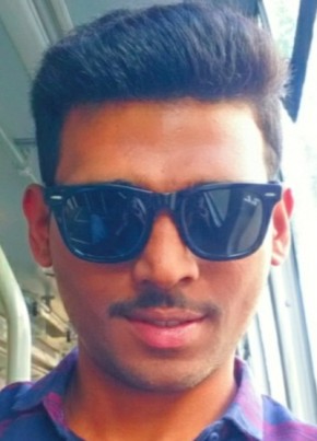Vineet, 26, India, Mumbai