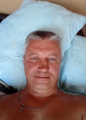 Владимир Усатый, 47, Россия, Гатчина