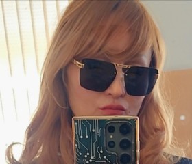 Aliya, 42, Astana