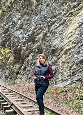 Анастасия, 32, Россия, Таганрог