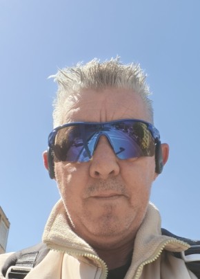 Toni из Palma de Mallorca 54 года