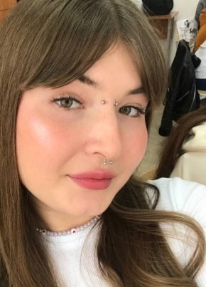 Дарина, 20, Россия, Белогорск (Крым)