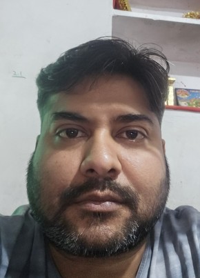 Raju, 38, India, Bhīnmāl