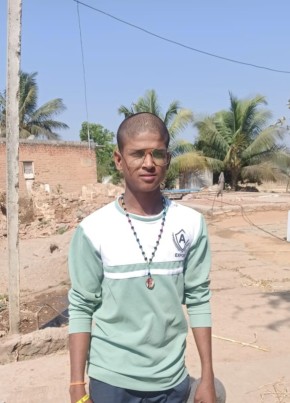Basanagouda Hosa, 22, India, Lakshmeshwar