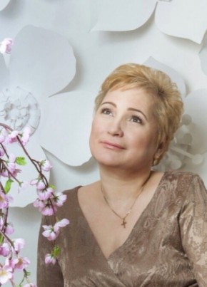Таисия, 60, Россия, Санкт-Петербург
