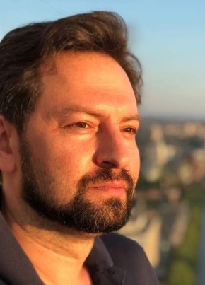 Дмитрий из Москвы 37 лет