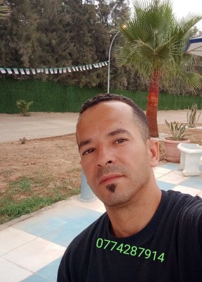 TARIK, 37, People’s Democratic Republic of Algeria, Ech Chettia