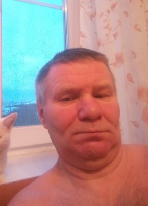 Олег, 61, Россия, Белоомут