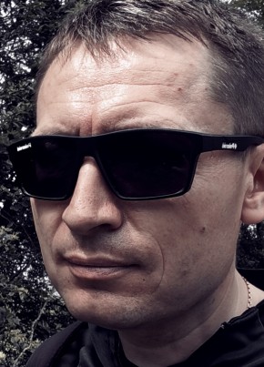 Артём из Майкопа 36 лет
