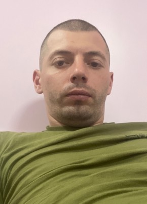 Роман из Львова 33 года