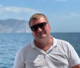 Vlad, 38, Ho Chi Minh City