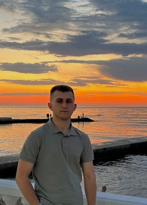 Егор из Севастополи 22 года