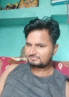 Ay, 25, India, Kanpur