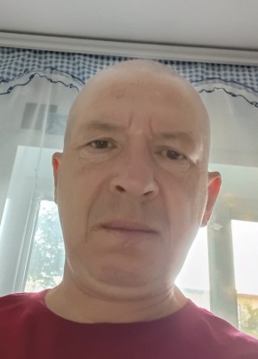 Александр из Керчи 54 года