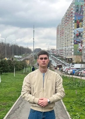 Сергей из Каменск-Шахтинския 24 года