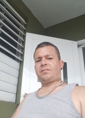 José P, 43, Commonwealth of Puerto Rico, San Juan