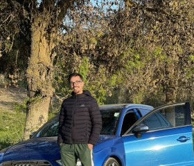Islem Ôó, 24, Setif