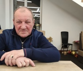 Валерий, 70 лет, Нижний Новгород