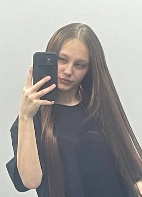 Анна из Тюмени 18 лет
