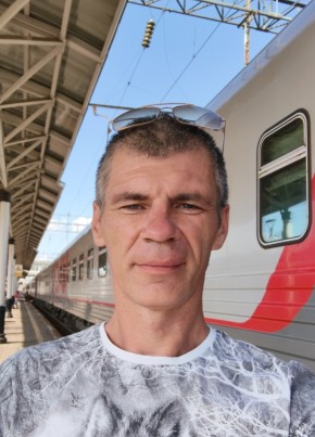 Максим из Владикавказа 47 лет