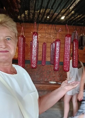 Анна из Валуйки 65 лет