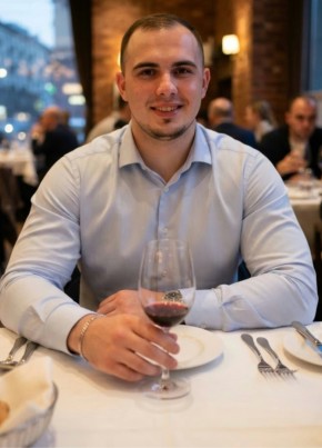 Александр из Москвы 34 года