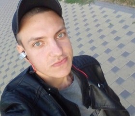 Денис, 25 лет, Київ
