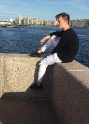 Vohid Inoyatov, 29, Россия, Санкт-Петербург