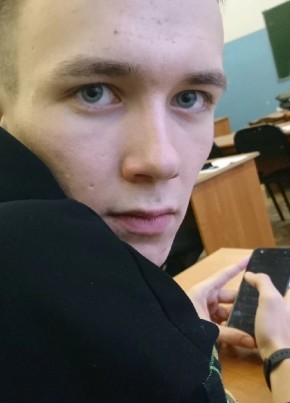 Макс, 23, Россия, Омск