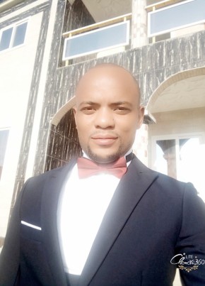 Joachim Xavier, 41, República de Angola, Loanda