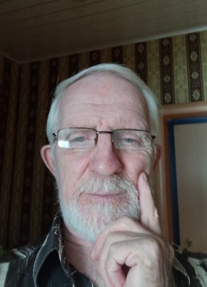Павел из Котласа 69 лет