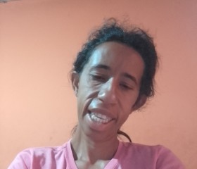 Christienne, 18, Montes Claros