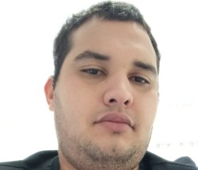 Ademir, 29, Curitiba