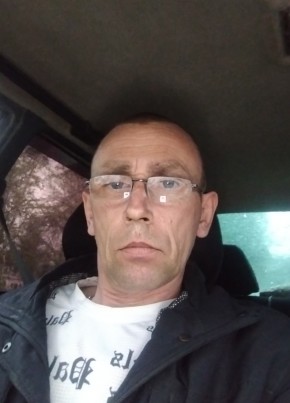 Максим из Вольска 43 года